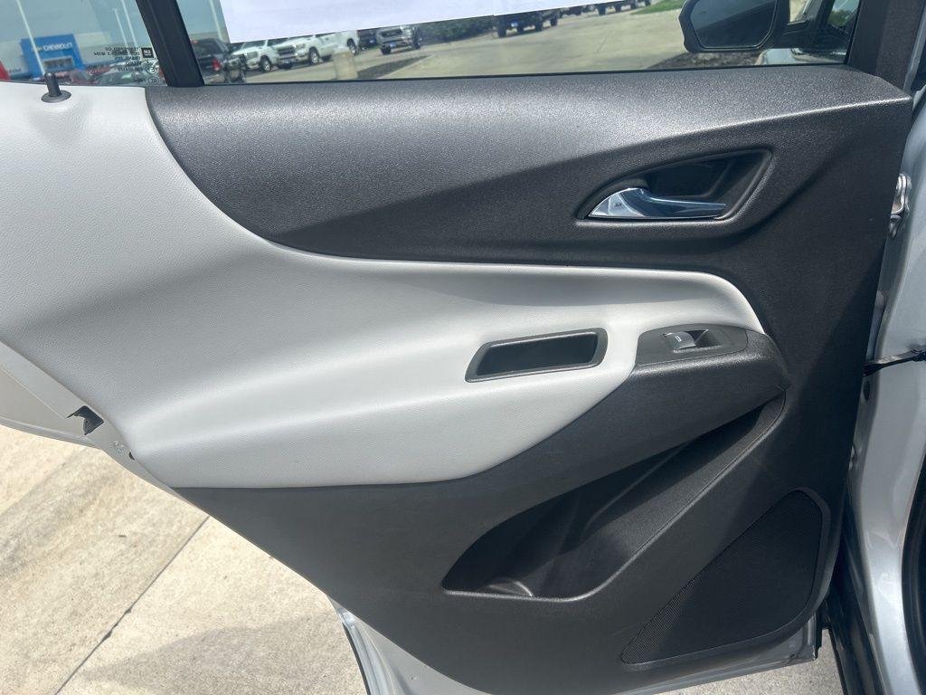 used 2022 Chevrolet Equinox car, priced at $21,000