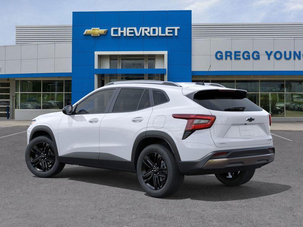 new 2025 Chevrolet Trax car, priced at $27,585