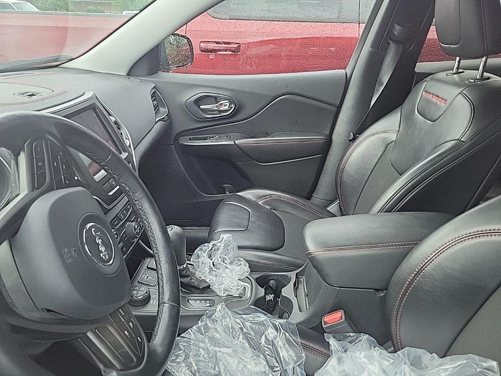 used 2020 Jeep Cherokee car, priced at $19,900