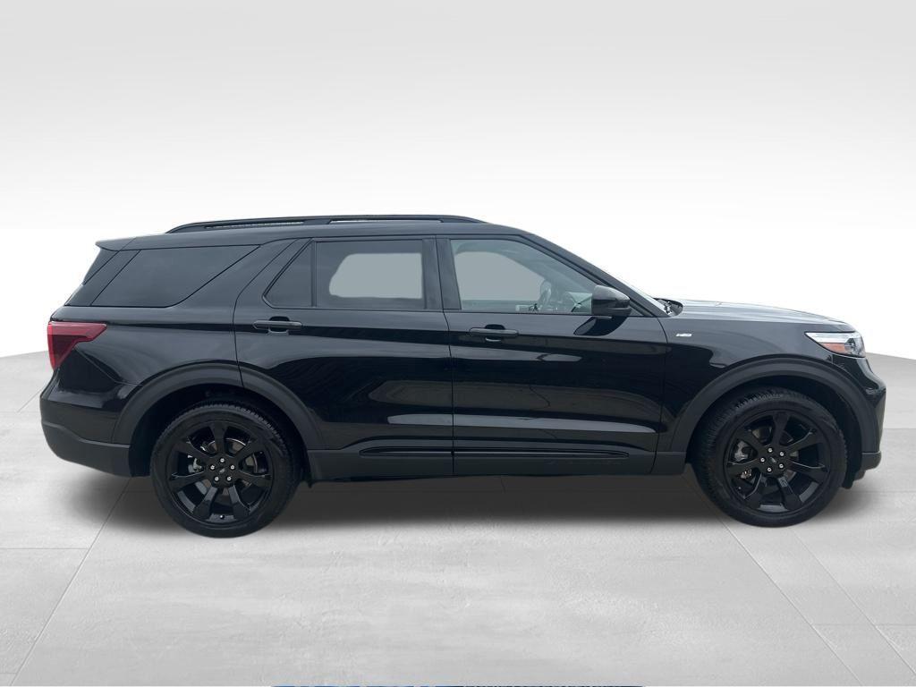 used 2023 Ford Explorer car, priced at $38,900