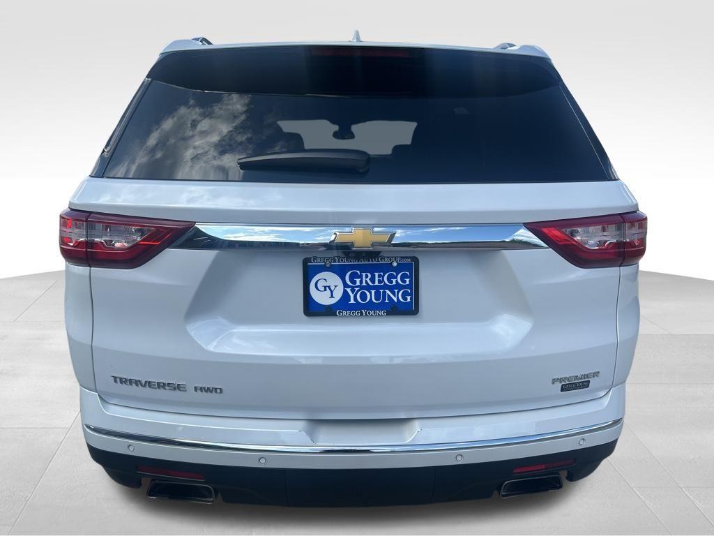 used 2021 Chevrolet Traverse car, priced at $29,500