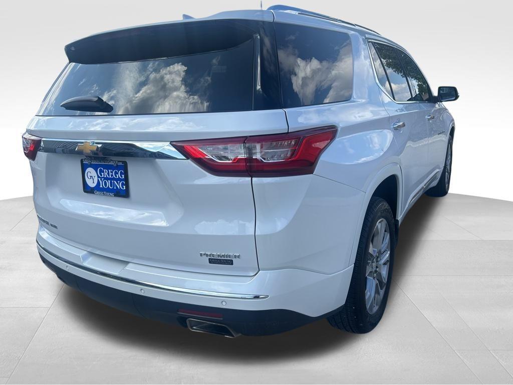 used 2021 Chevrolet Traverse car, priced at $29,500