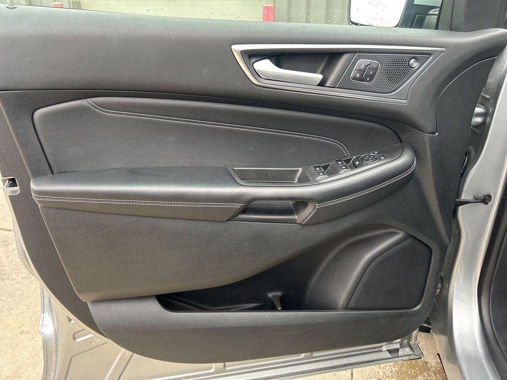 used 2024 Ford Edge car, priced at $30,650