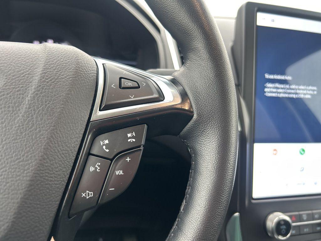 used 2024 Ford Edge car, priced at $30,650