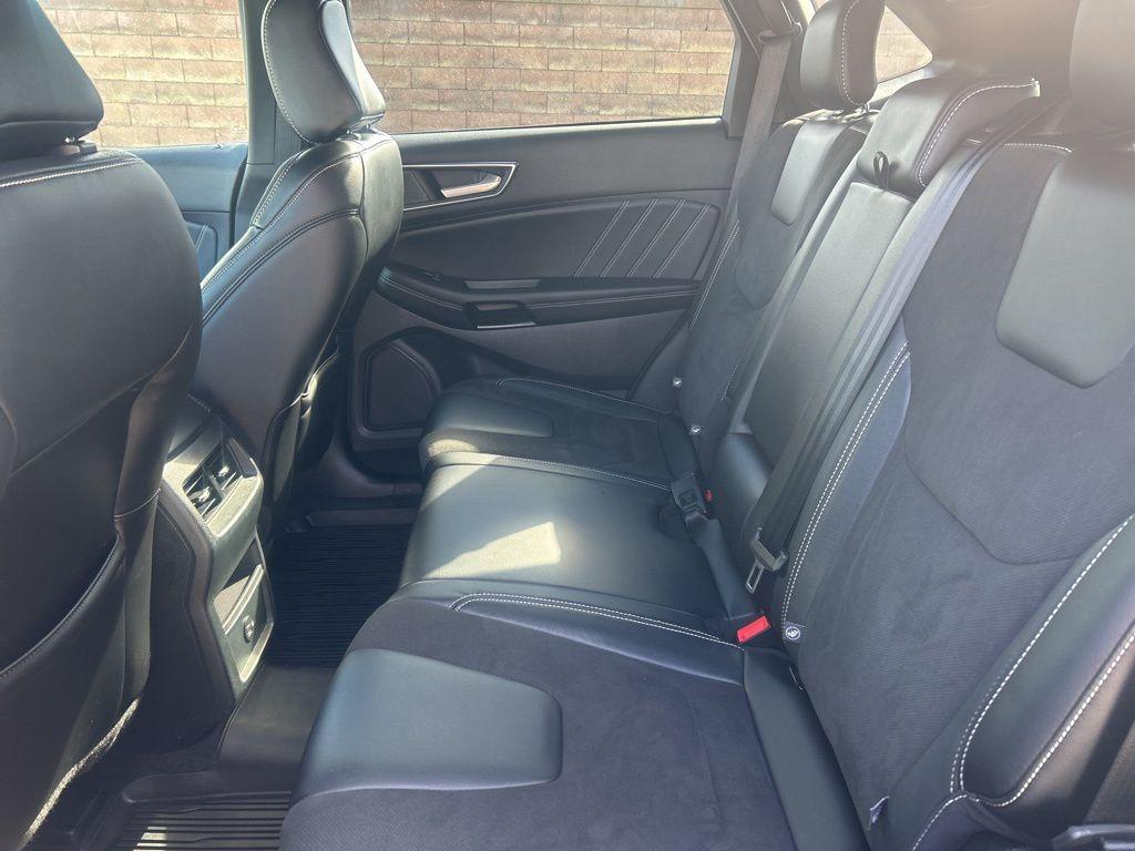 used 2021 Ford Edge car, priced at $29,900