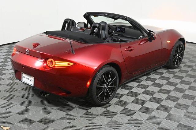 new 2025 Mazda MX-5 Miata car, priced at $35,784