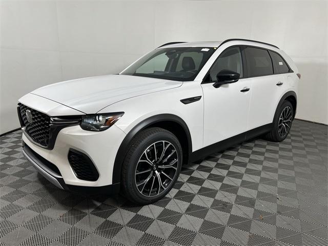 new 2025 Mazda CX-70 PHEV car, priced at $58,993