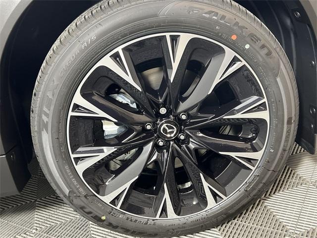 new 2025 Mazda CX-90 PHEV car, priced at $58,584