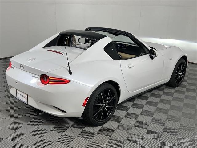 new 2025 Mazda MX-5 Miata RF car, priced at $39,820
