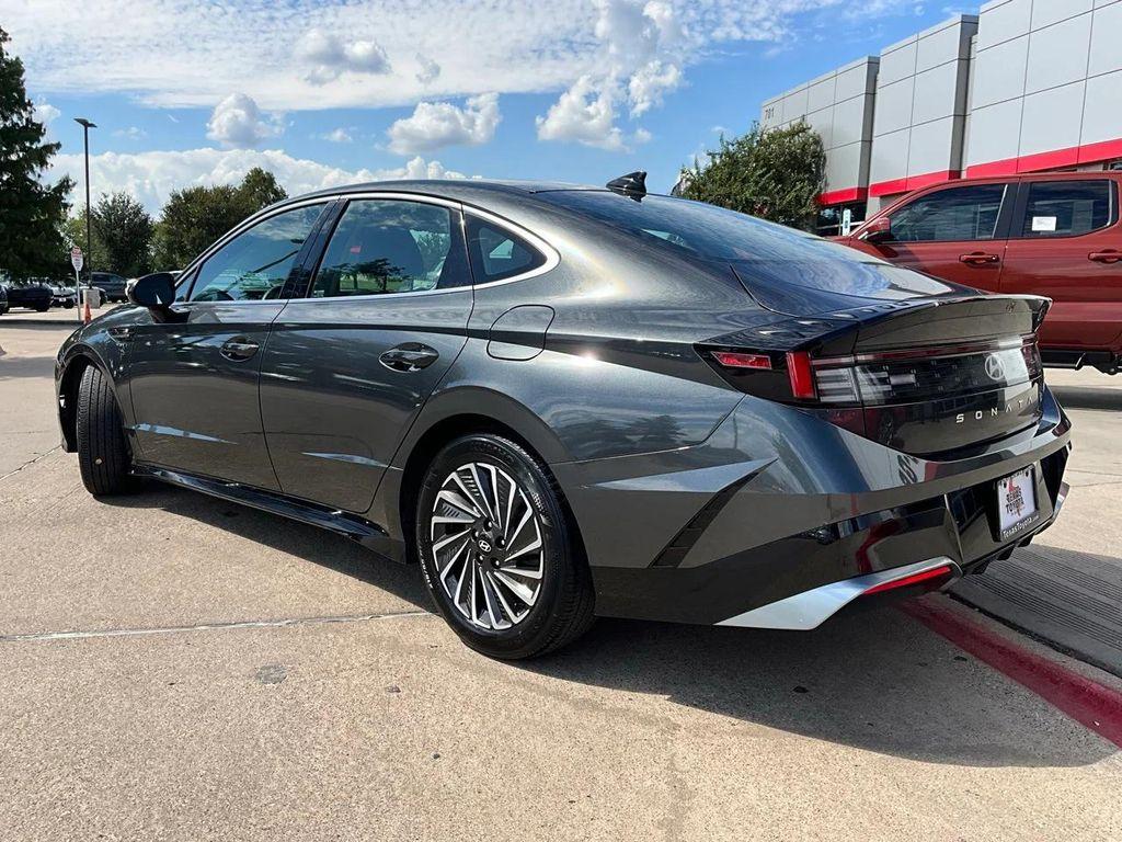 used 2024 Hyundai Sonata Hybrid car, priced at $21,901