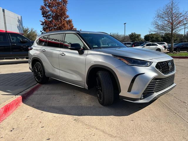 used 2024 Toyota Highlander car, priced at $38,901