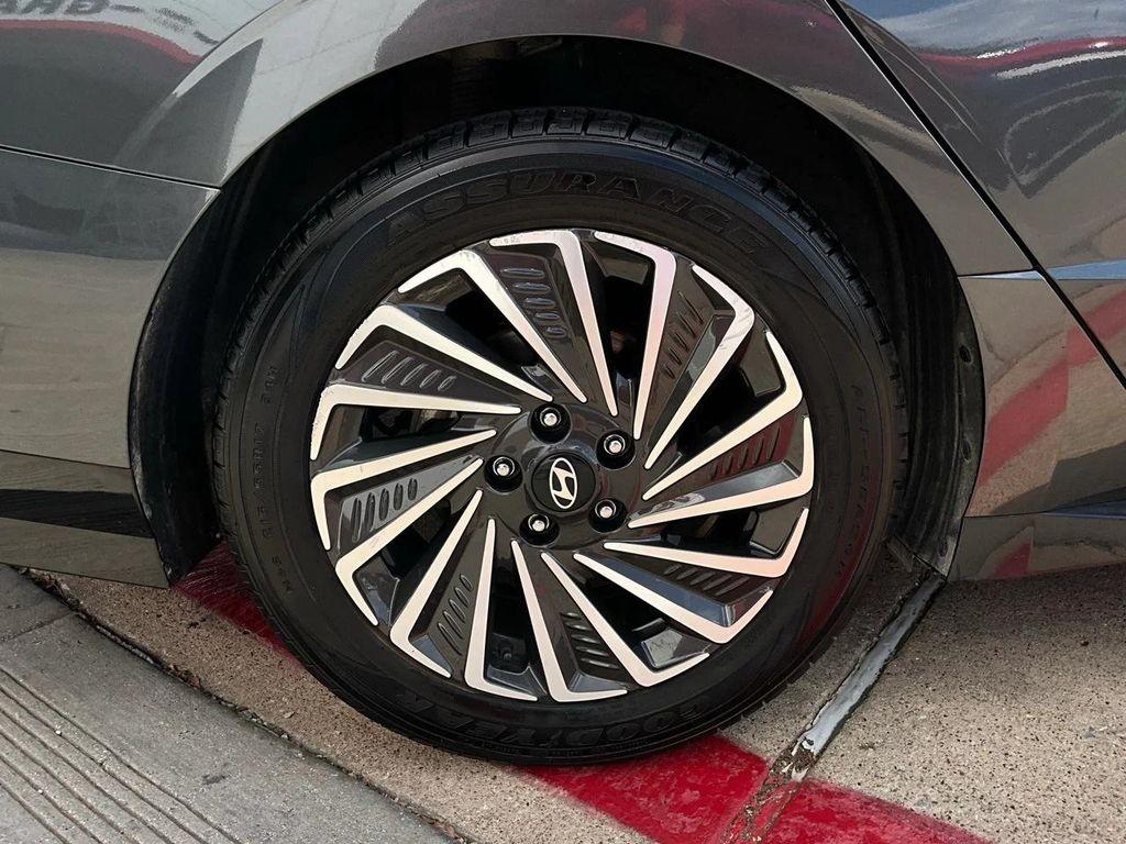 used 2024 Hyundai Sonata Hybrid car, priced at $21,901