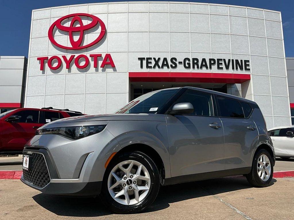 used 2024 Kia Soul car, priced at $16,901