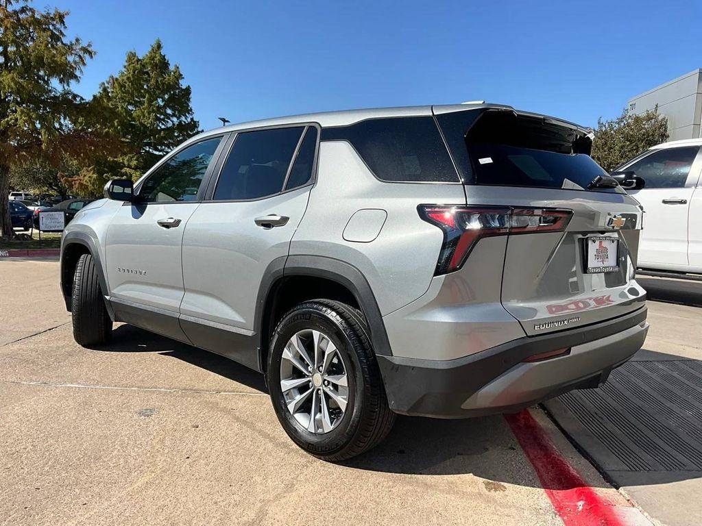 used 2025 Chevrolet Equinox car, priced at $26,901