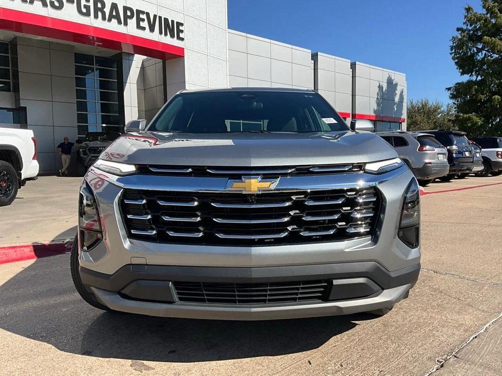 used 2025 Chevrolet Equinox car, priced at $26,901