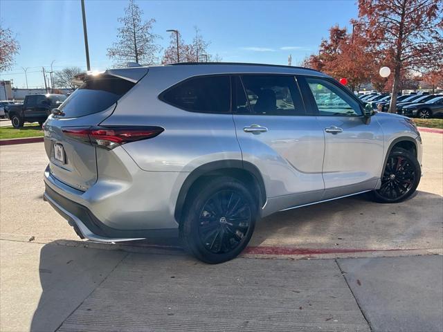 used 2024 Toyota Highlander car, priced at $38,901