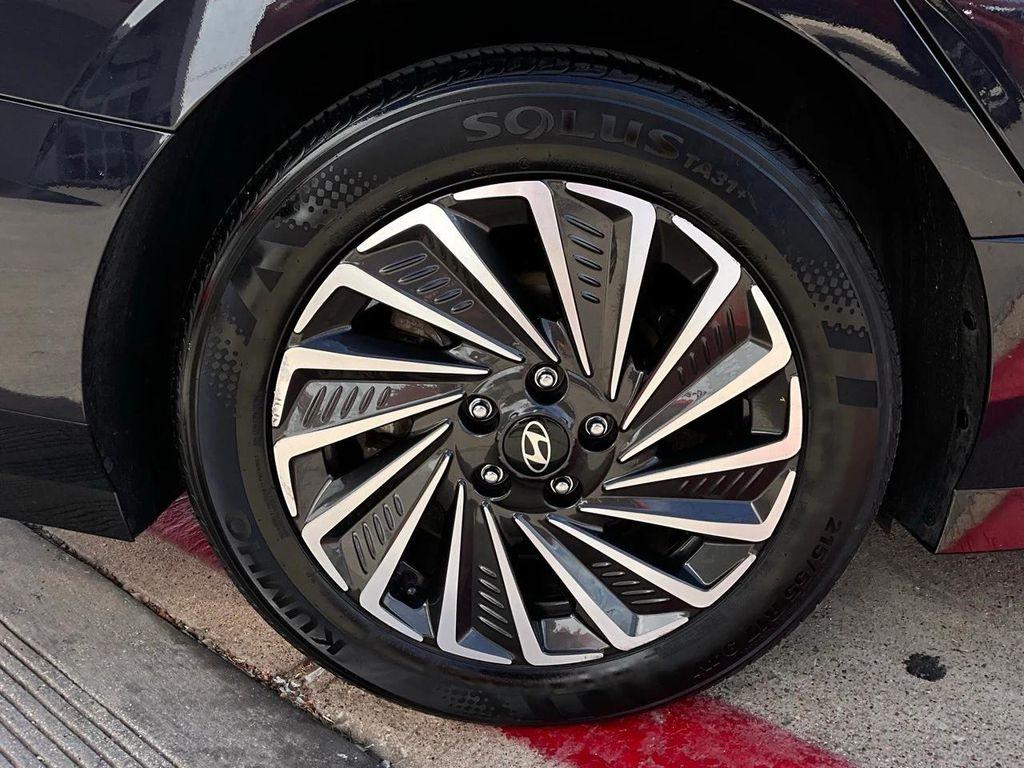 used 2024 Hyundai Sonata Hybrid car, priced at $21,901