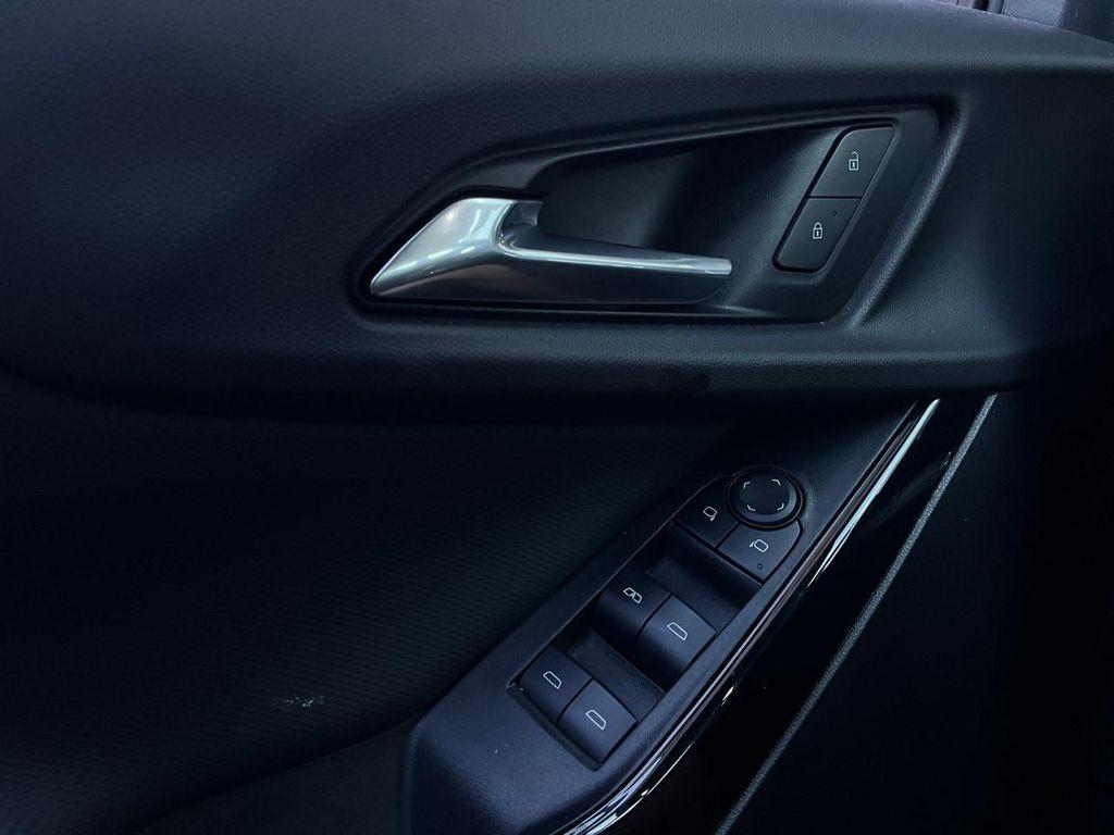 used 2025 Chevrolet Equinox car, priced at $25,901