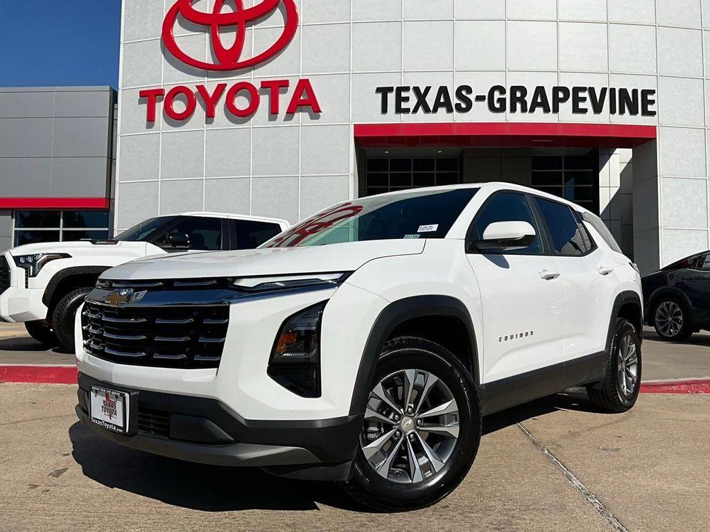 used 2025 Chevrolet Equinox car, priced at $25,901