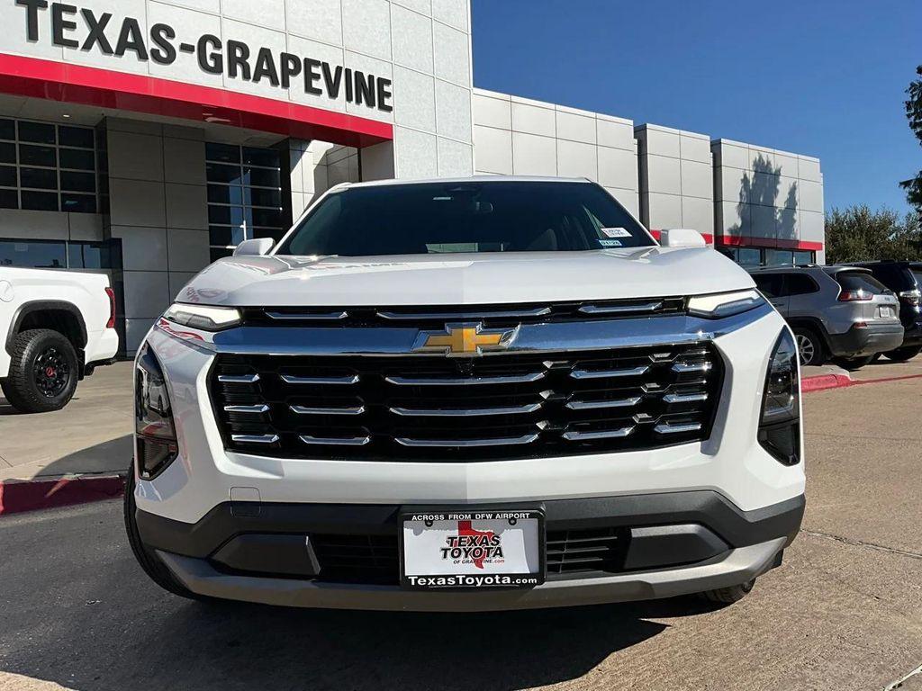 used 2025 Chevrolet Equinox car, priced at $25,901