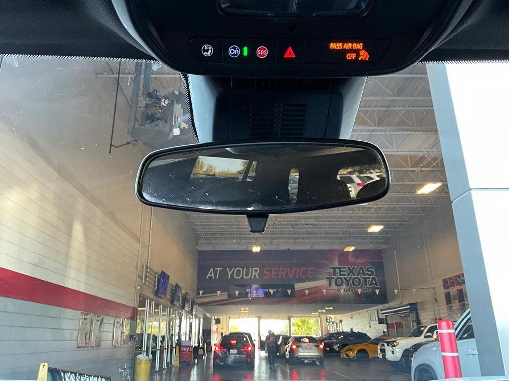 used 2025 Chevrolet Equinox car, priced at $25,901