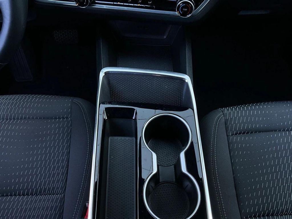 used 2025 Chevrolet Equinox car, priced at $25,901