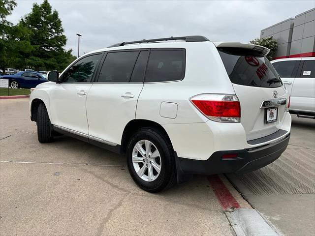 used 2013 Toyota Highlander car, priced at $13,701