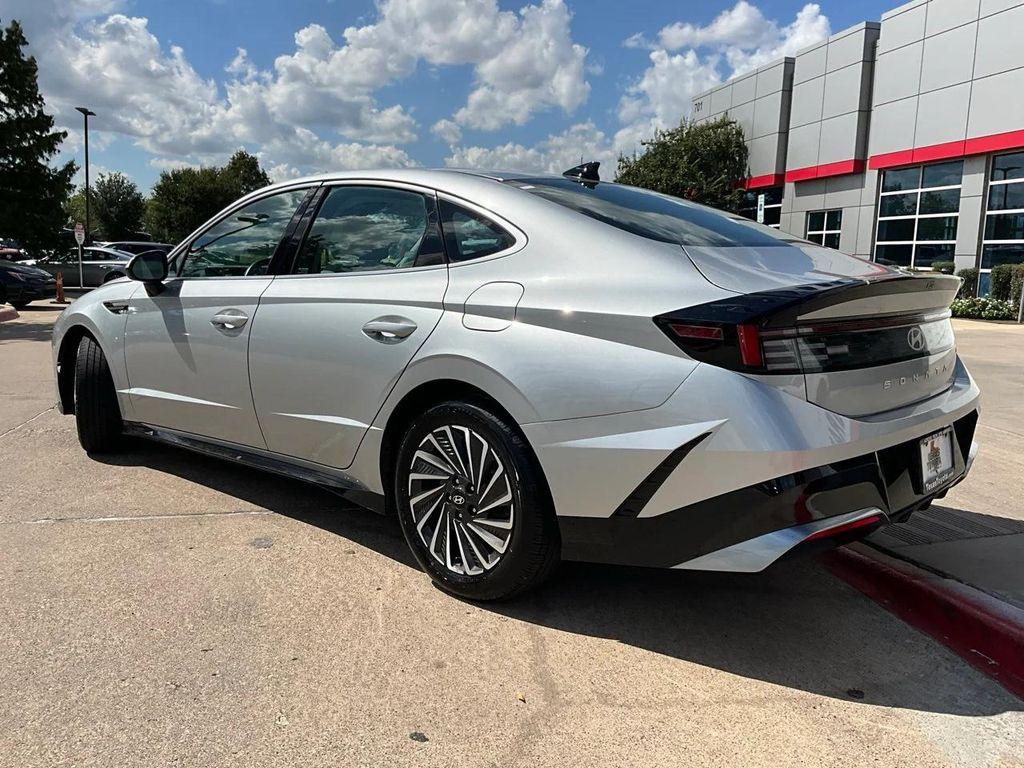 used 2024 Hyundai Sonata Hybrid car, priced at $21,901