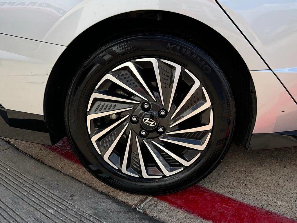 used 2024 Hyundai Sonata Hybrid car, priced at $21,901