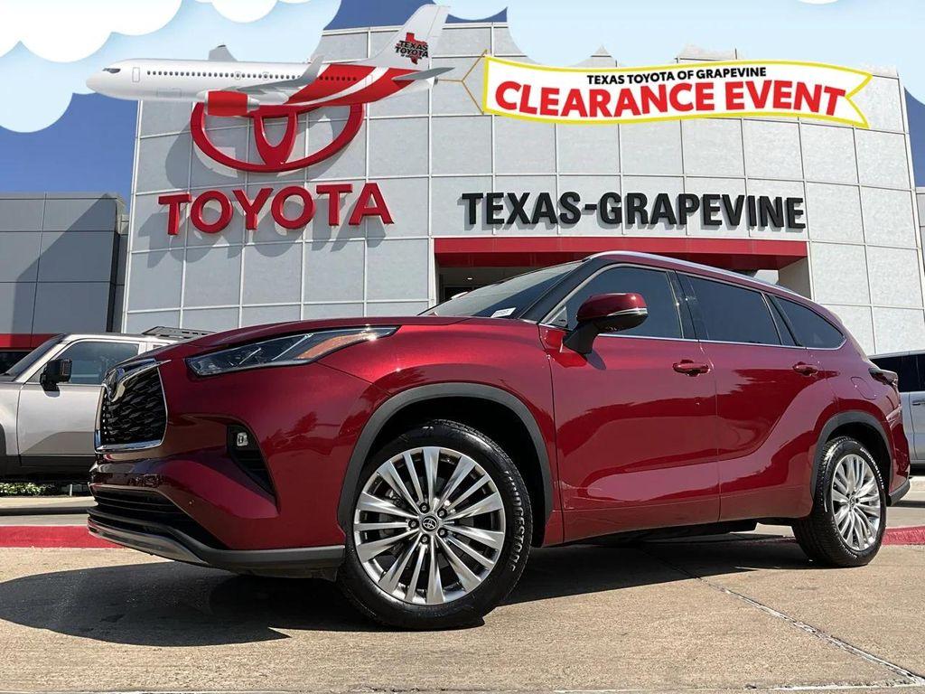 used 2024 Toyota Highlander car, priced at $46,901
