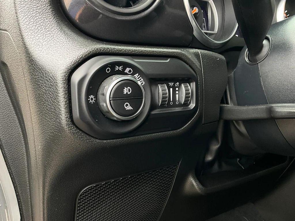 used 2022 Jeep Gladiator car, priced at $28,901