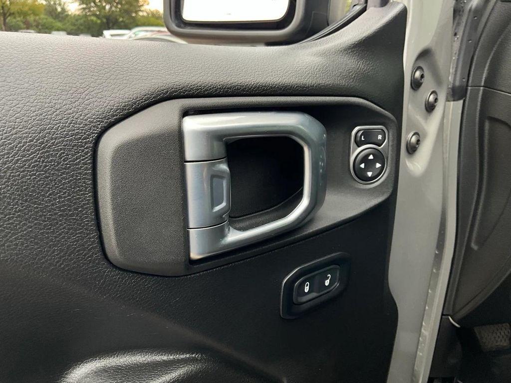 used 2022 Jeep Gladiator car, priced at $28,901