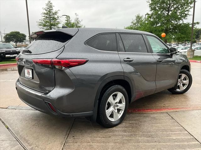 used 2023 Toyota Highlander car, priced at $33,901