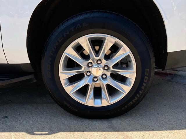 used 2023 Chevrolet Suburban car, priced at $43,901