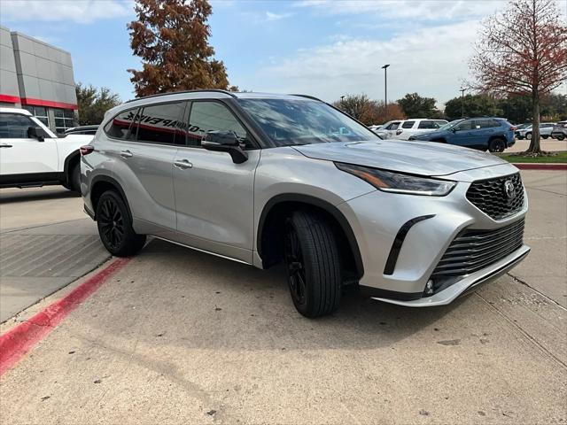 used 2024 Toyota Highlander car, priced at $38,901