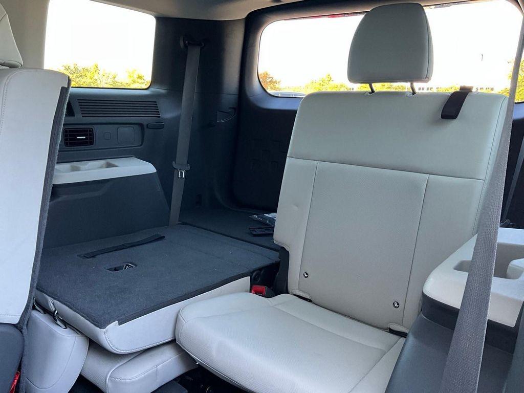 used 2025 Hyundai Santa Fe car, priced at $29,701