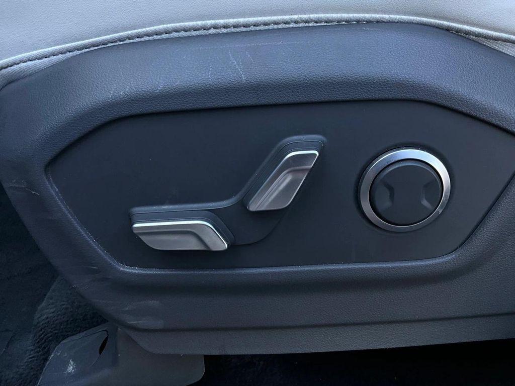 used 2025 Hyundai Santa Fe car, priced at $29,701