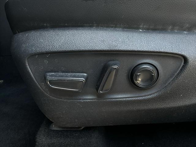 used 2024 Toyota Highlander car, priced at $44,901