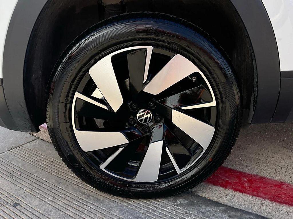 used 2025 Volkswagen Atlas Cross Sport car, priced at $31,901