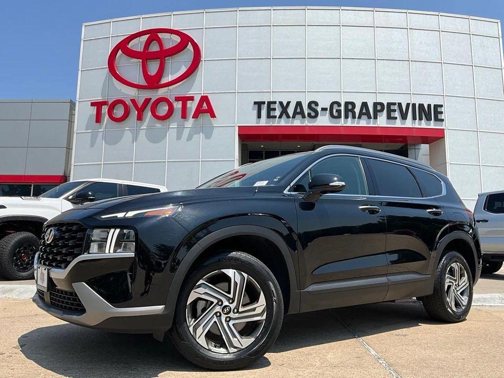 used 2023 Hyundai Santa Fe car, priced at $22,901