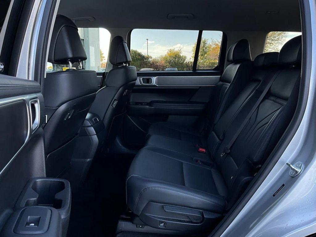 used 2025 Hyundai Santa Fe car, priced at $28,901