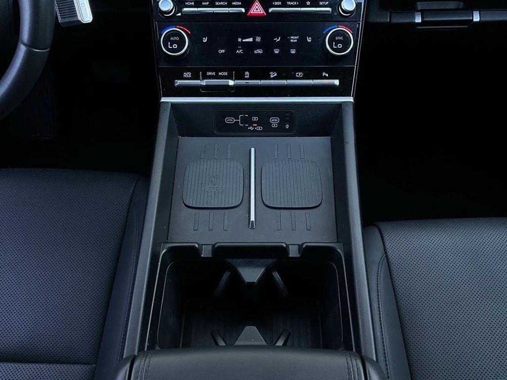 used 2025 Hyundai Santa Fe car, priced at $28,901