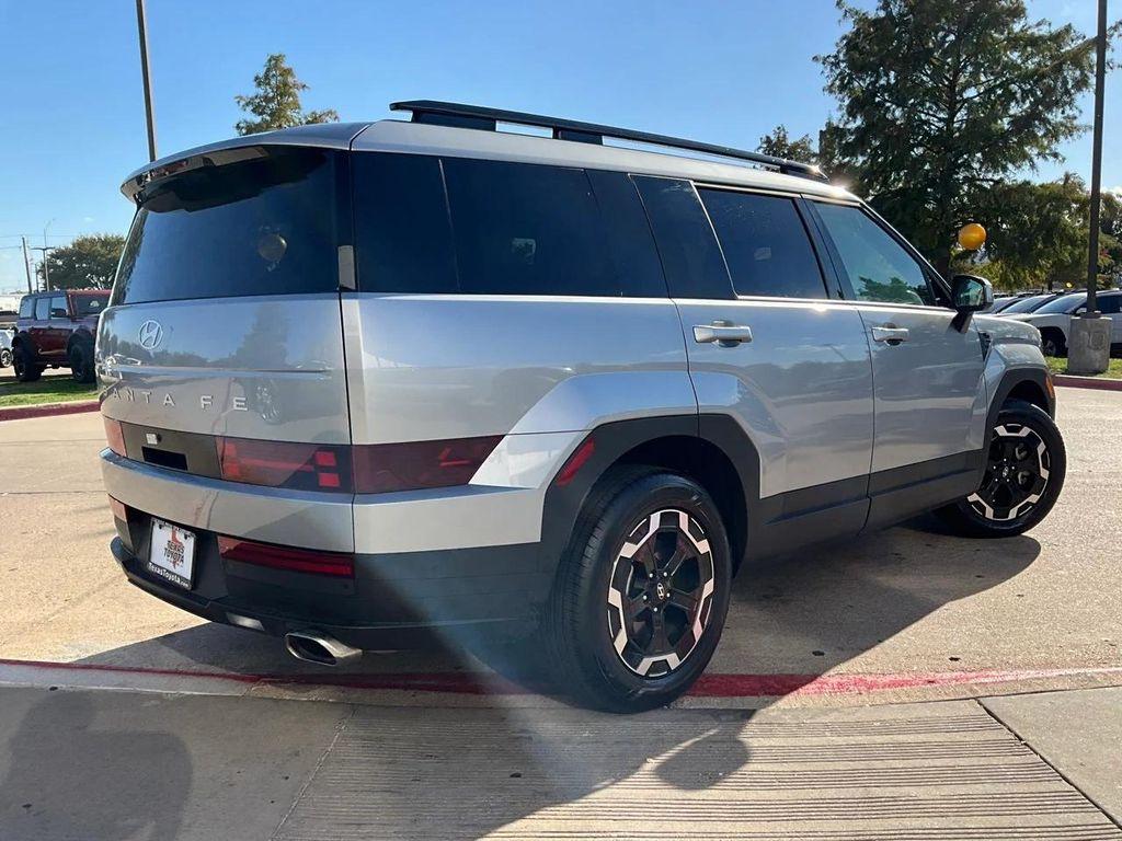 used 2025 Hyundai Santa Fe car, priced at $28,901