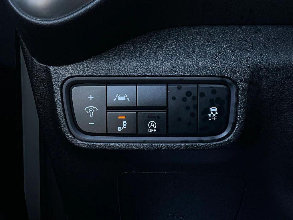 used 2022 Kia Soul car, priced at $12,901