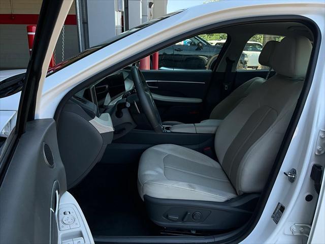 used 2024 Hyundai Sonata Hybrid car, priced at $22,901
