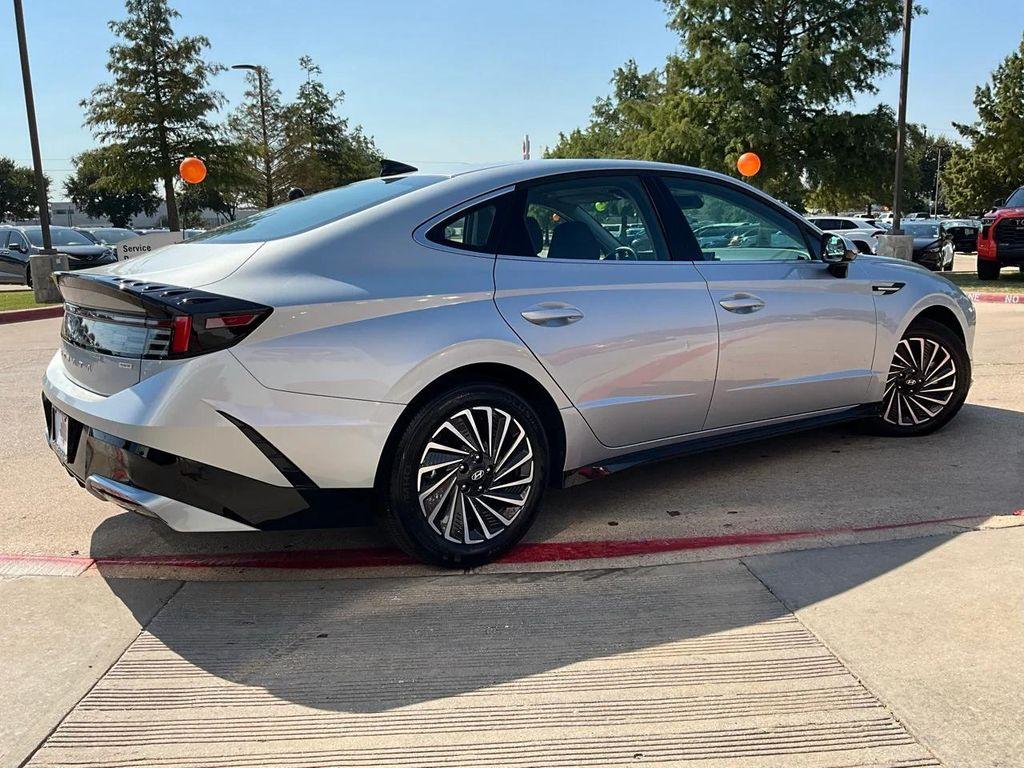 used 2024 Hyundai Sonata Hybrid car, priced at $21,901