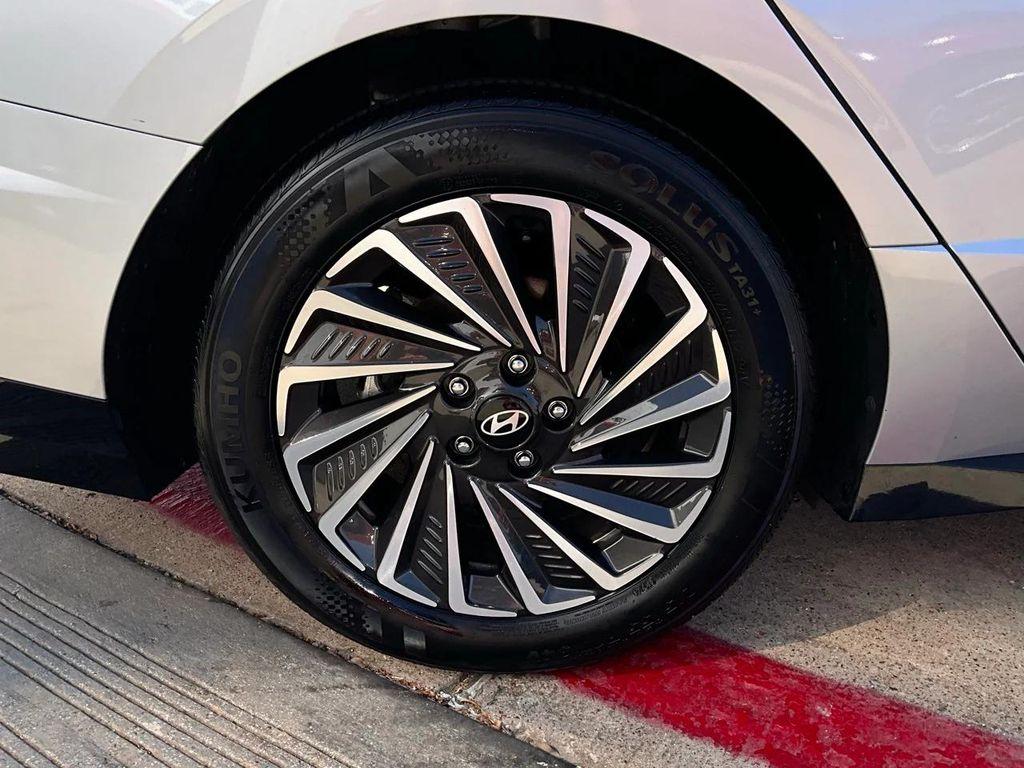 used 2024 Hyundai Sonata Hybrid car, priced at $21,901