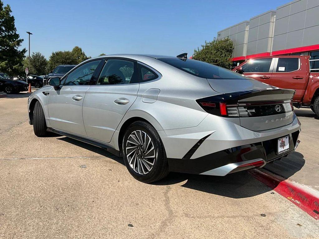 used 2024 Hyundai Sonata Hybrid car, priced at $21,901