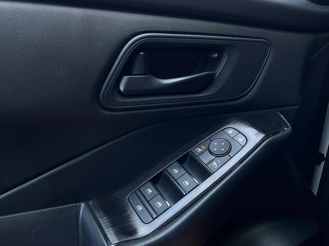 used 2024 Nissan Rogue car, priced at $20,901