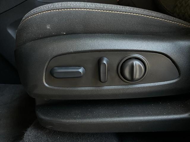 used 2023 Chevrolet Equinox car, priced at $21,901